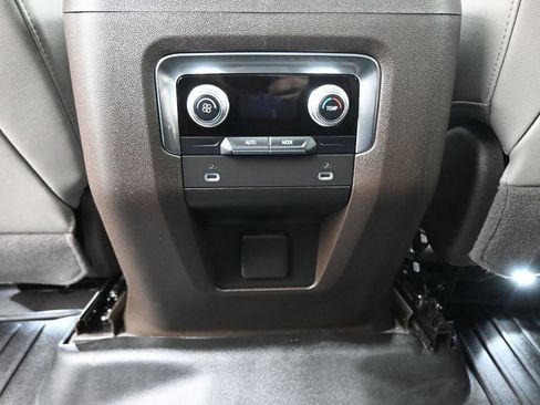 Certified 2023 GMC Yukon SLT image 22