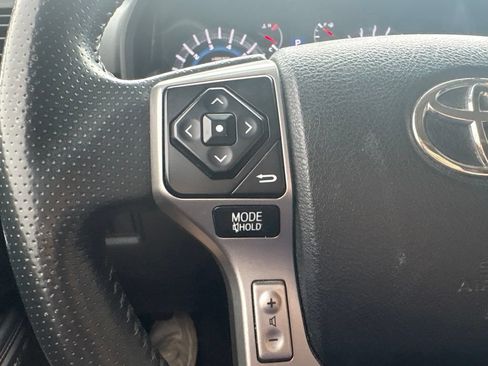 Used 2016 Toyota 4Runner Limited AWD/4WD image 18