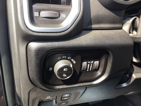 Used 2026 RAM 1500 Laramie w/ Laramie Southwest Edition AWD/4WD image 18