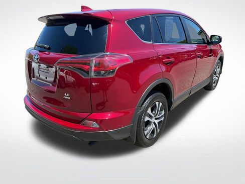 Used 2018 Toyota RAV4 LE w/ All Weather Liner Package AWD/4WD image 6