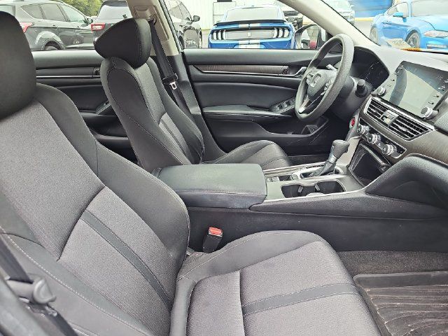 Used 2018 Honda Accord EX image 10