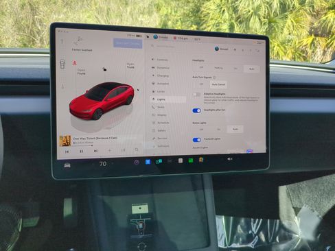 Used 2025 Tesla Model 3 Long Range image 27