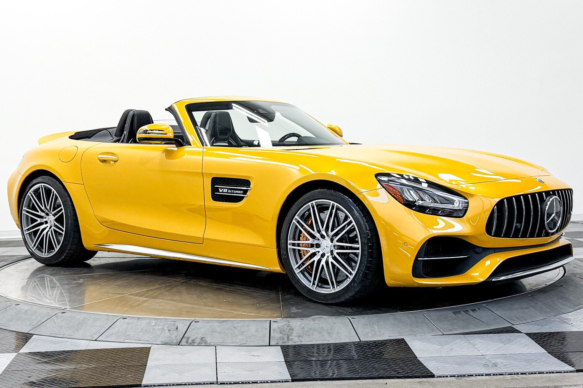 Used 2020 Mercedes-Benz AMG GT C image 3