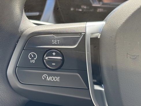 Certified 2025 BMW X2 xDrive28i image 11