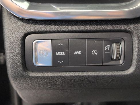 Used 2026 GMC Acadia Denali w/ Super Cruise Package AWD/4WD image 10