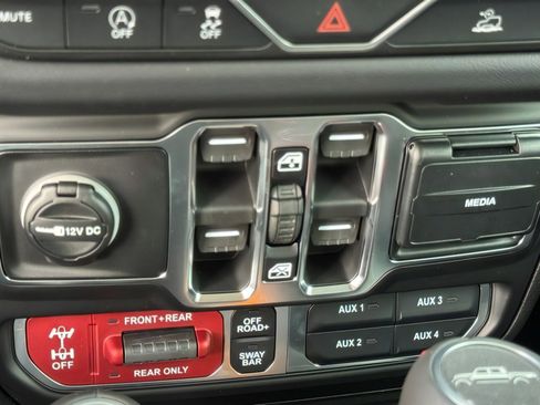 New 2026 Jeep Gladiator Rubicon image 25