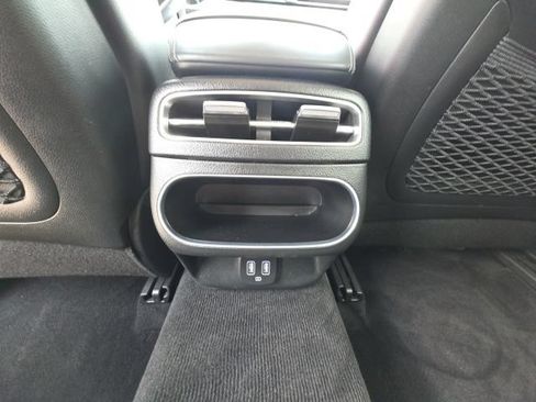 Used 2025 Genesis GV70 2.5T AWD/4WD image 22