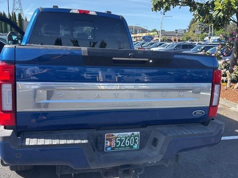 Used 2022 Ford F350 Platinum AWD/4WD image 3