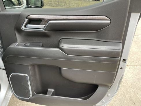 Used 2022 Chevrolet Silverado 1500 LTZ w/ Max Trailering Package image 14