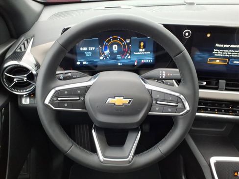 New 2026 Chevrolet Equinox LT FWD image 24