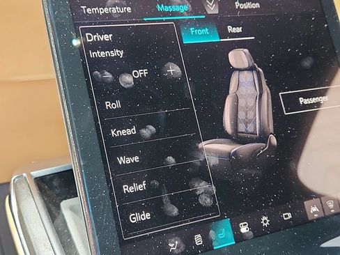 Certified 2025 Cadillac Escalade IQ Luxury 2 AWD/4WD image 23