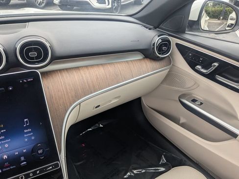 Certified 2024 Mercedes-Benz C 300 Sedan image 4