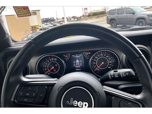 Used 2019 Jeep Wrangler Sport image 26