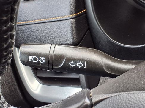 Used 2019 GMC Terrain SLE FWD image 21