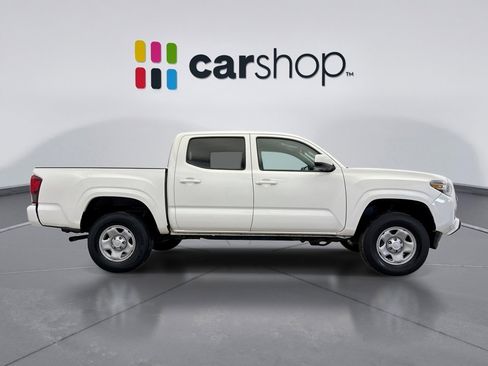 Used 2022 Toyota Tacoma SR image 6