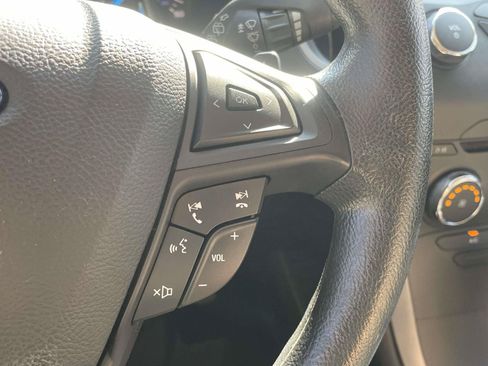 Used 2018 Ford Edge SE w/ Cargo Accessory Package AWD/4WD image 24