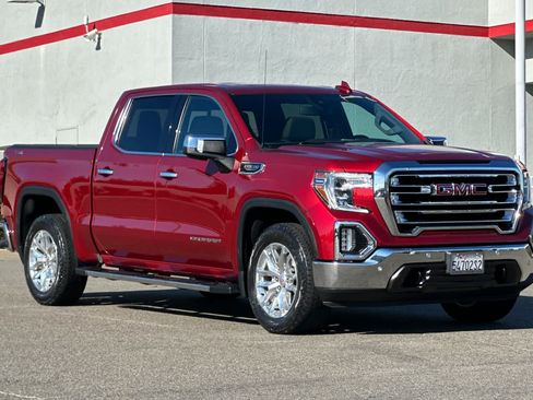 Used 2019 GMC Sierra 1500 SLT w/ SLT Premium Plus Package AWD/4WD image 5