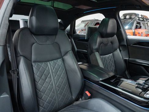 Used 2020 Audi S8 L AWD/4WD image 41