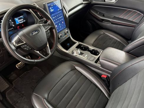 Used 2022 Ford Edge ST-Line w/ Class II Trailer Tow Package AWD/4WD image 11