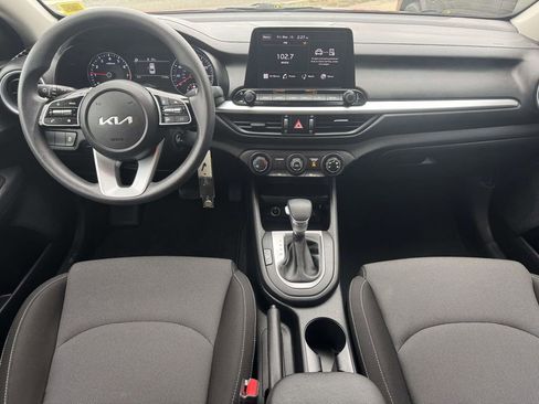 Used 2023 Kia Forte LXS FWD image 11