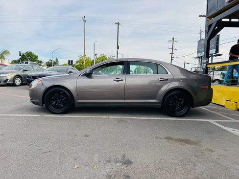 Used 2011 Chevrolet Malibu LS FWD image 7