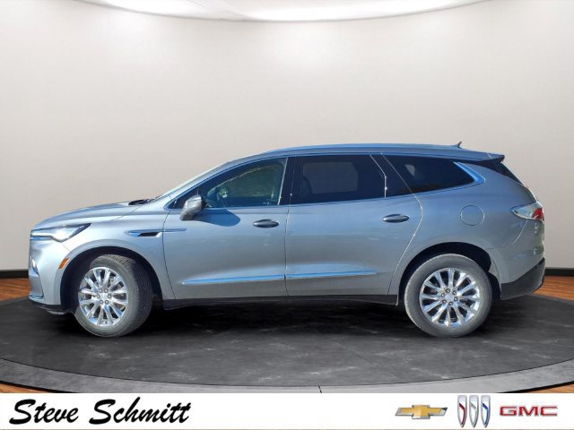 Certified 2023 Buick Enclave Essence w/ Sport Touring Edition FWD image 2
