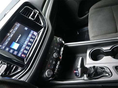 Used 2021 Dodge Durango SXT image 22