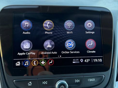 Used 2024 Chevrolet Malibu LT FWD image 15