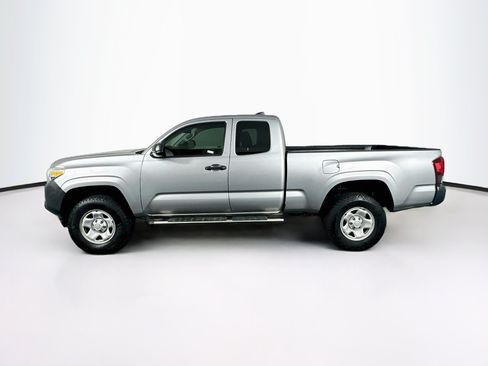 Used 2019 Toyota Tacoma SR RWD image 4