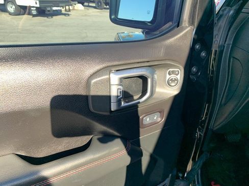 Used 2020 Jeep Gladiator Rubicon image 22