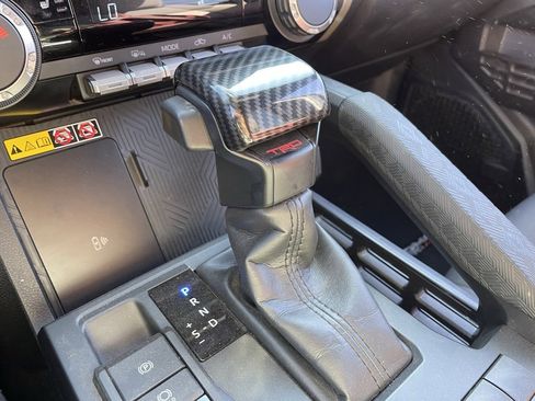 Used 2024 Toyota Tacoma TRD Off-Road image 5