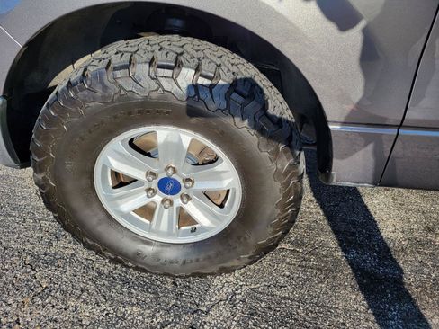 Used 2013 Ford F150 XLT w/ Luxury Equipment Group RWD image 15