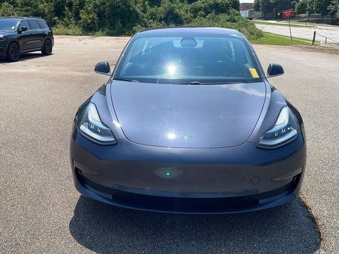 Used 2018 Tesla Model 3 Long Range RWD image 2