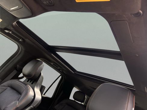 New 2025 Lincoln Navigator Black Label image 20