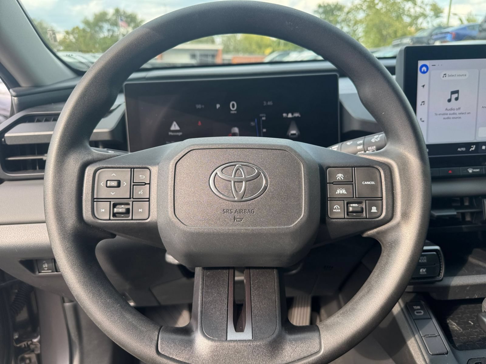 Used 2026 Toyota RAV4 LE AWD/4WD image 27