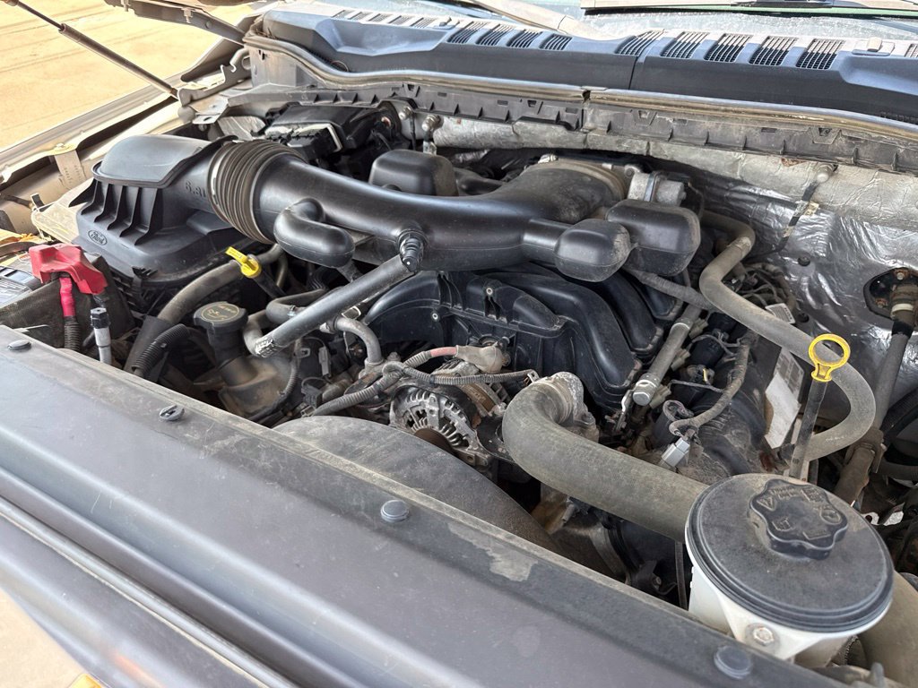 Used 2017 Ford F550 4x4 Regular Cab Super Duty image 36