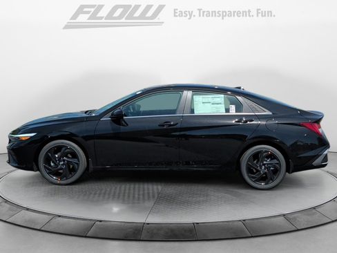 New 2026 Hyundai Elantra SEL Sport Premium w/ Cargo Package FWD image 4