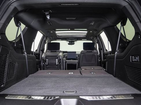 Used 2025 GMC Yukon XL AT4 Ultimate w/ LPO, Floor Liner Package AWD/4WD image 33