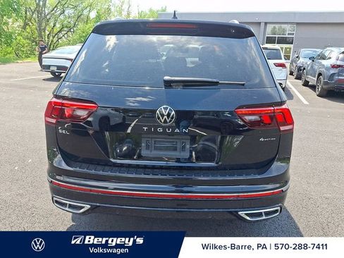 Certified 2024 Volkswagen Tiguan SEL R-Line AWD/4WD image 6
