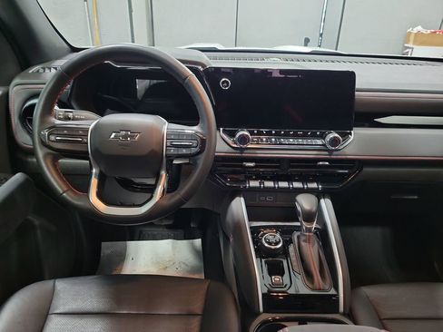 Used 2023 Chevrolet Colorado Z71 w/ Z71 Convenience Package 2 image 3