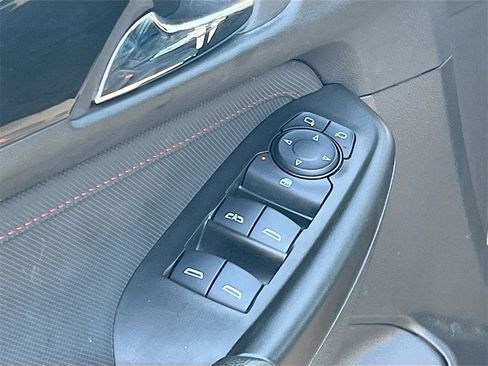 Used 2024 Chevrolet TrailBlazer RS w/ Driver Confidence Package image 17