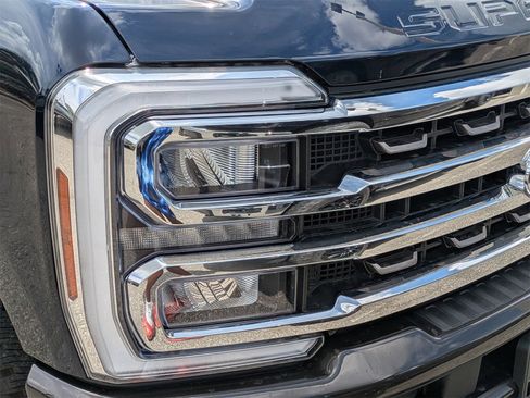 New 2025 Ford F250 King Ranch w/ FX4 Off-Road Package image 9