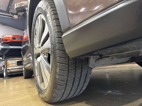 Used 2019 Subaru Ascent Limited AWD/4WD image 41