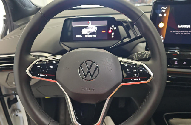 Used 2023 Volkswagen ID.4 Pro RWD image 10
