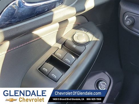 Used 2023 Chevrolet TrailBlazer RS w/ Sun and Liftgate Package image 32