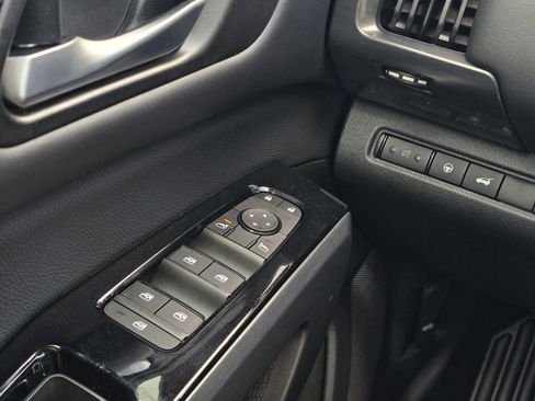 New 2026 Nissan Pathfinder SL AWD/4WD image 22