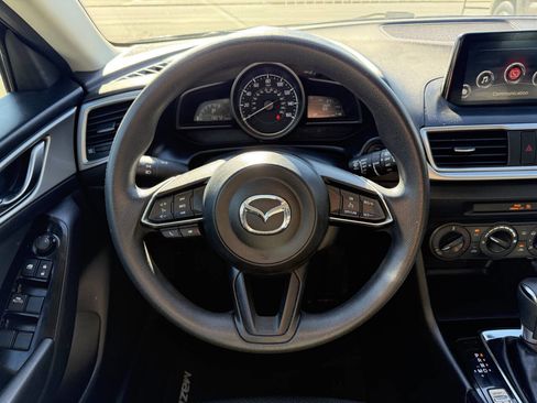 Used 2017 MAZDA MAZDA3 Sport image 18