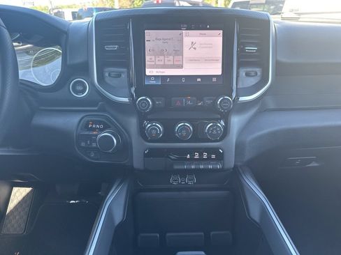 New 2026 RAM 1500 Express AWD/4WD image 18