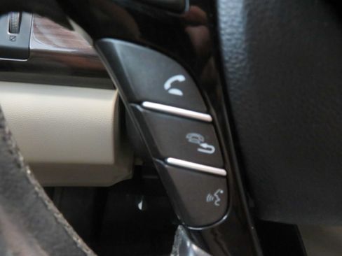Used 2016 Honda Accord EX-L image 33