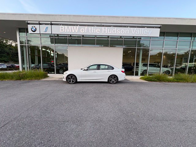 Certified 2023 BMW 330i xDrive Sedan w/ Driving Assistance Package AWD/4WD image 1